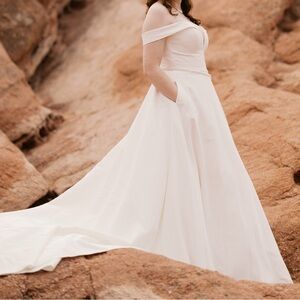 Essence of Australia Wedding Gown with POCKETS